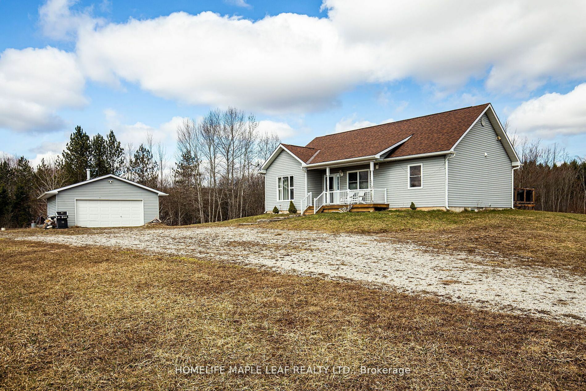 Property Photo:  64475 Sideroad 3  ON N0H 1G0 