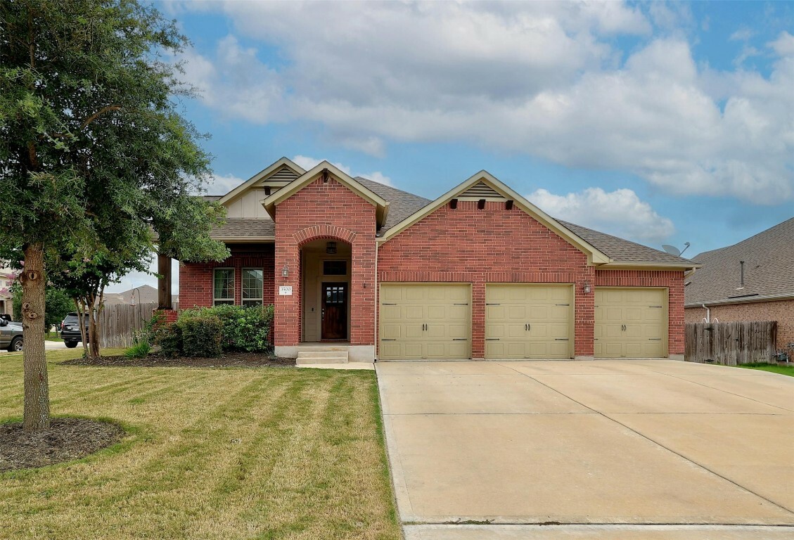 Property Photo: 3500 Winter Wren Way TX 78660