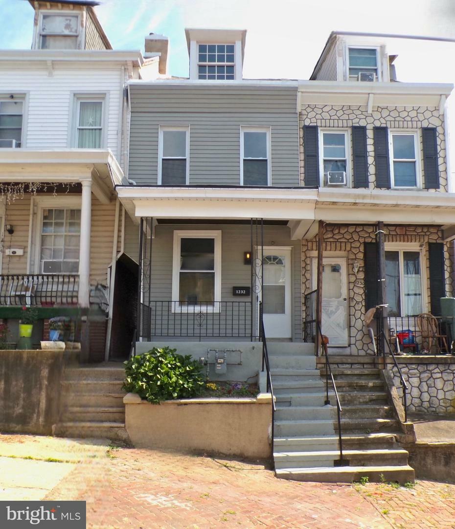 Property Photo:  1232 Greenwich Street  PA 19604 