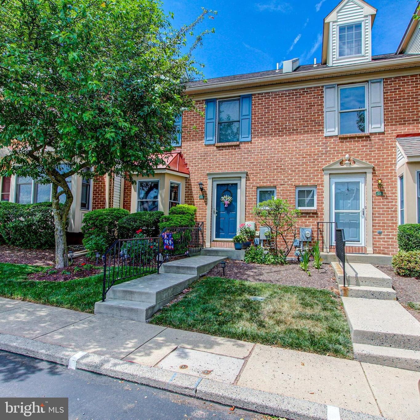 Property Photo:  456 Churchill Court  PA 19438 