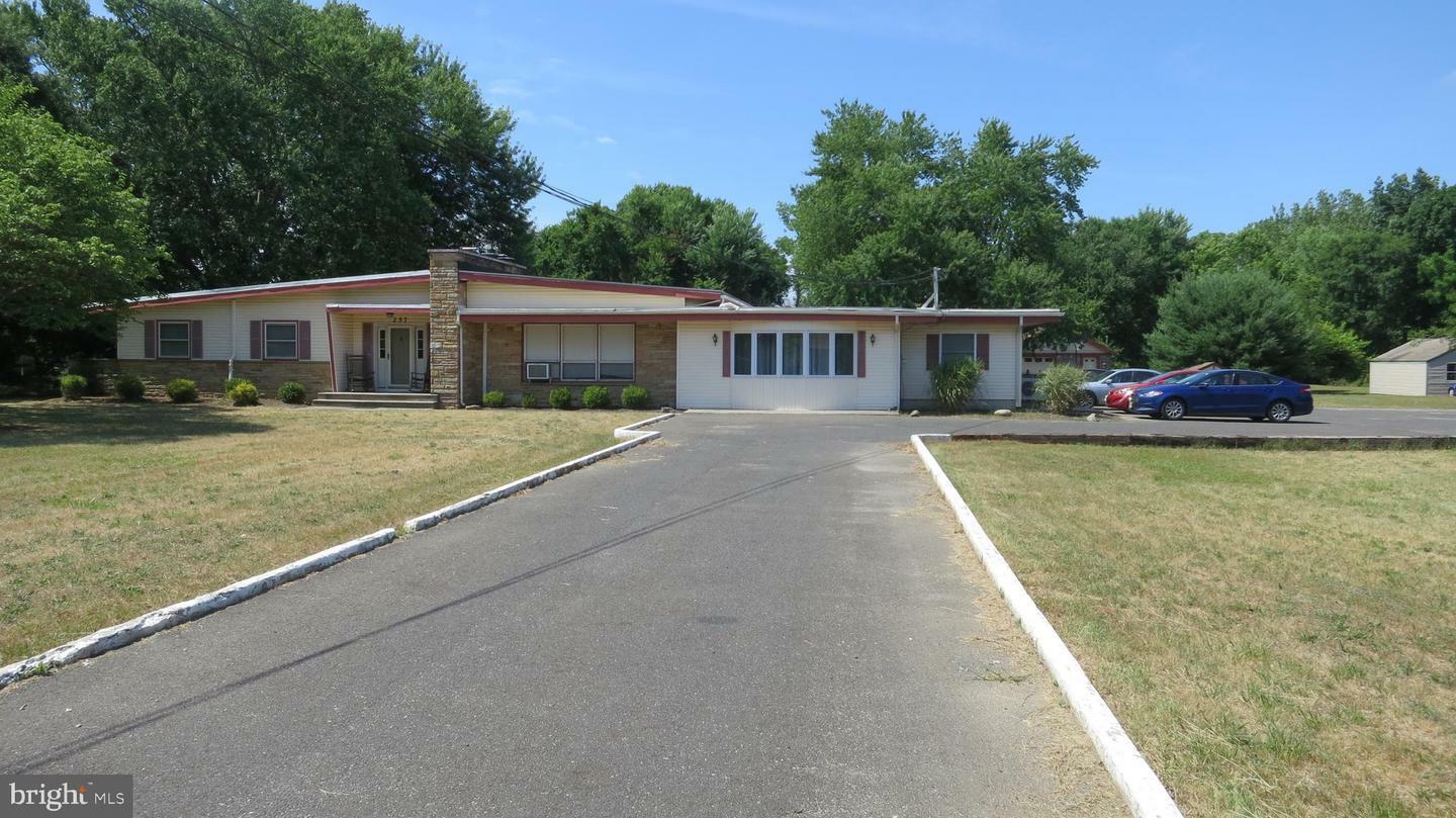 Property Photo: 257 Church Road NJ 08055
