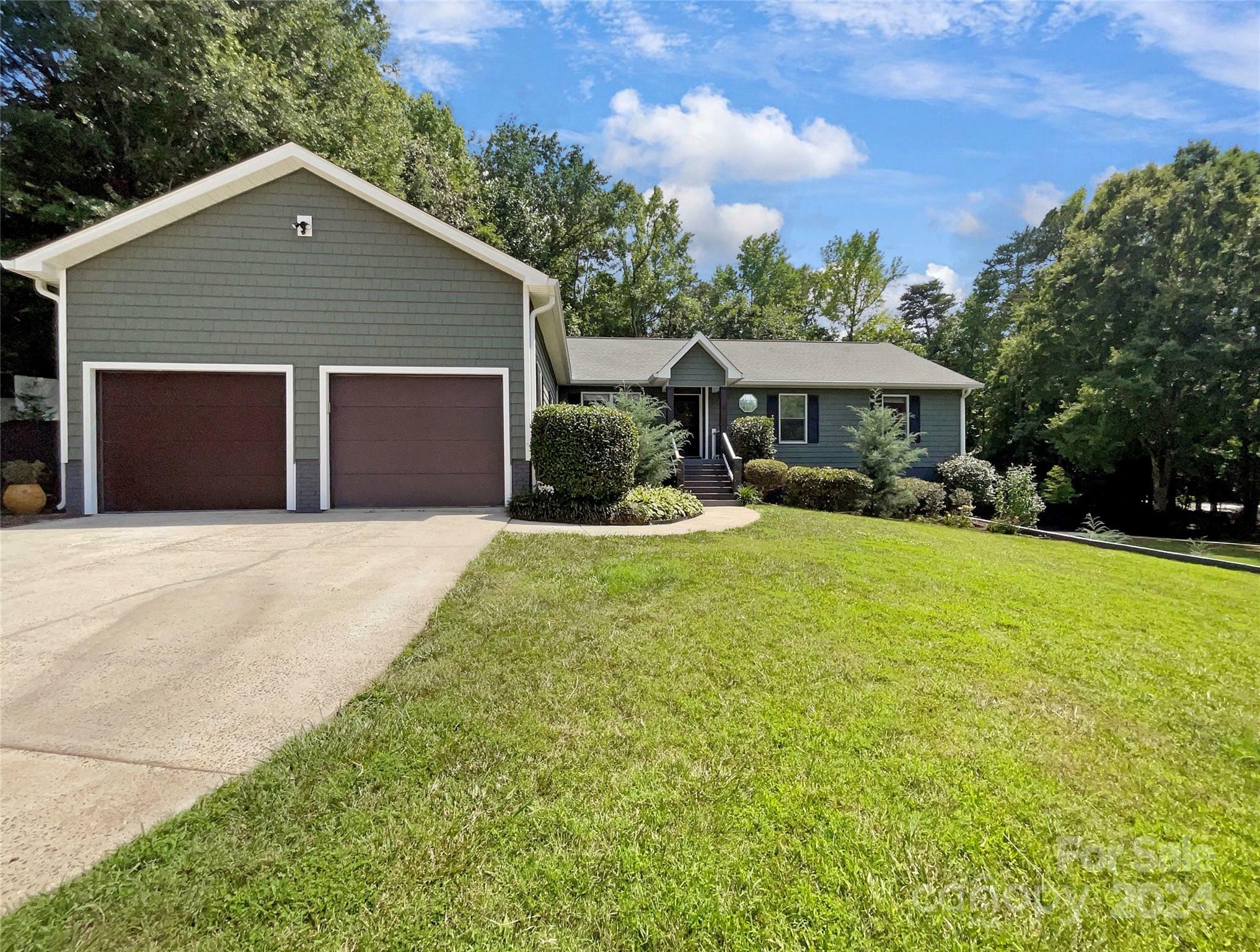 Property Photo:  13001 Hamilton Place Drive  SC 29708 