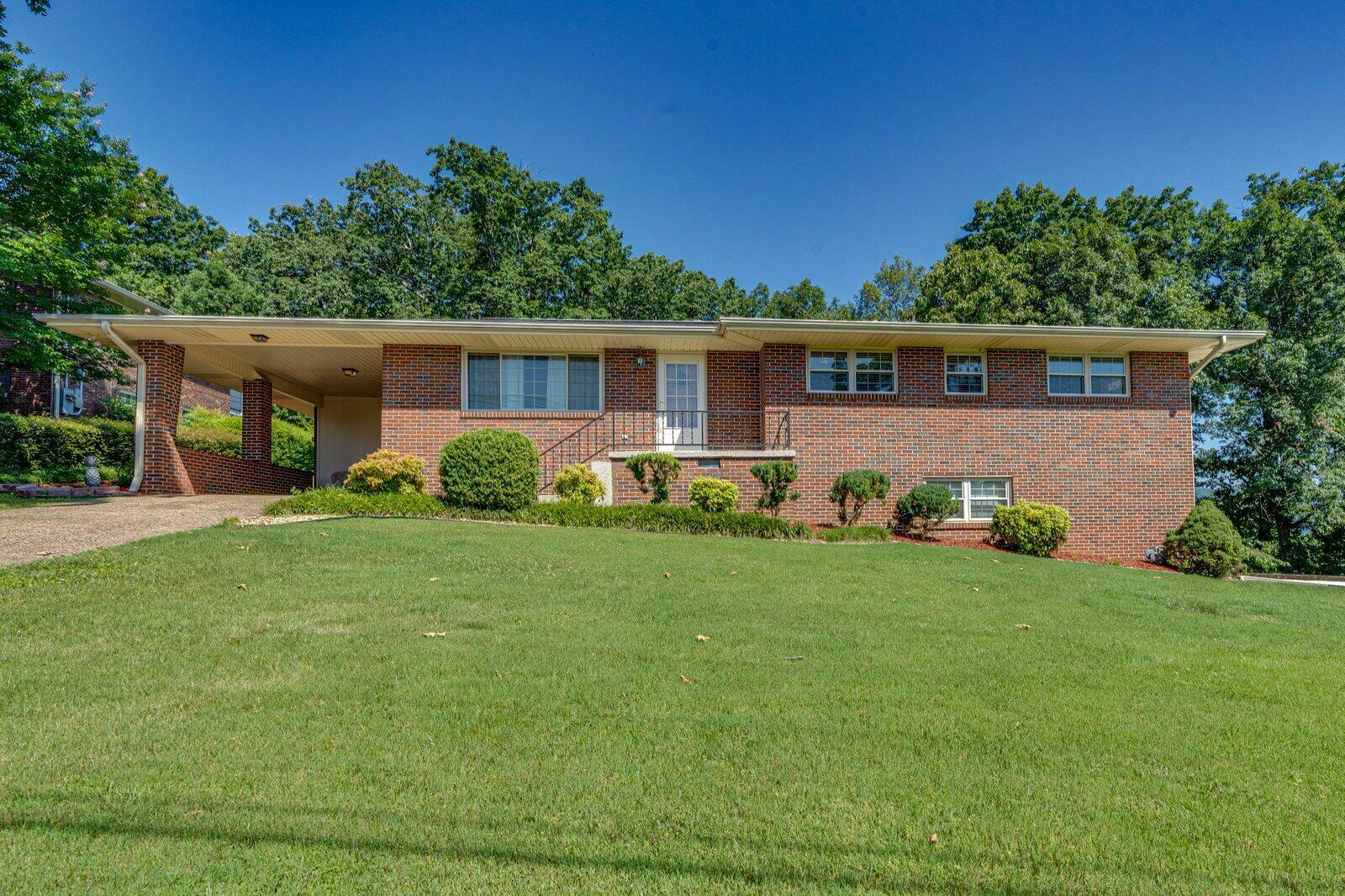 Property Photo:  5839 Crestview Dr  TN 37343 