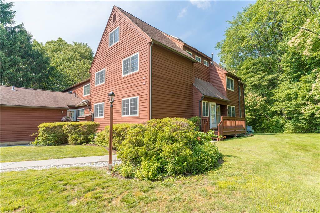 Property Photo:  404 Orchard Hill Lane  NY 10509 