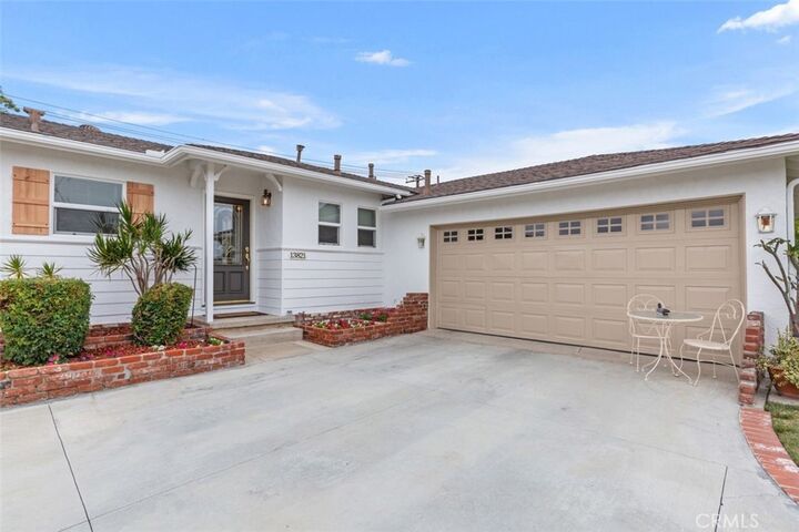 Property Photo:  13821 Milan Street  CA 92683