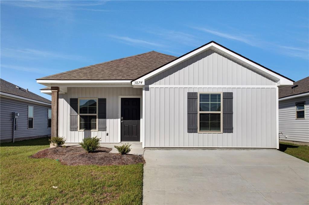 Property Photo: 3874 Seagull Circle LA 70461
