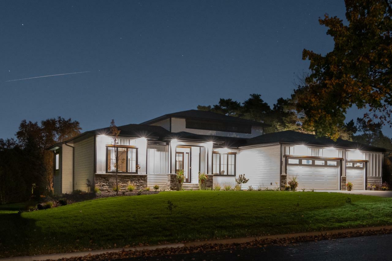 Property Photo: 631 Callahan Place MN 55118