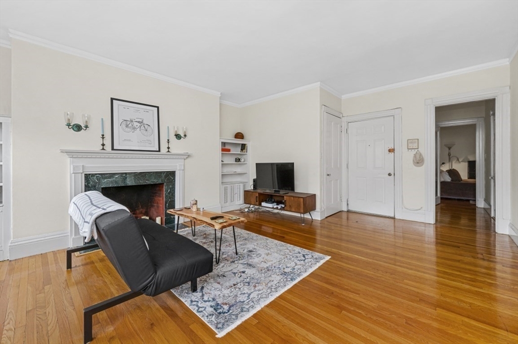 Property Photo: 246 Beacon St. 4A MA 02116