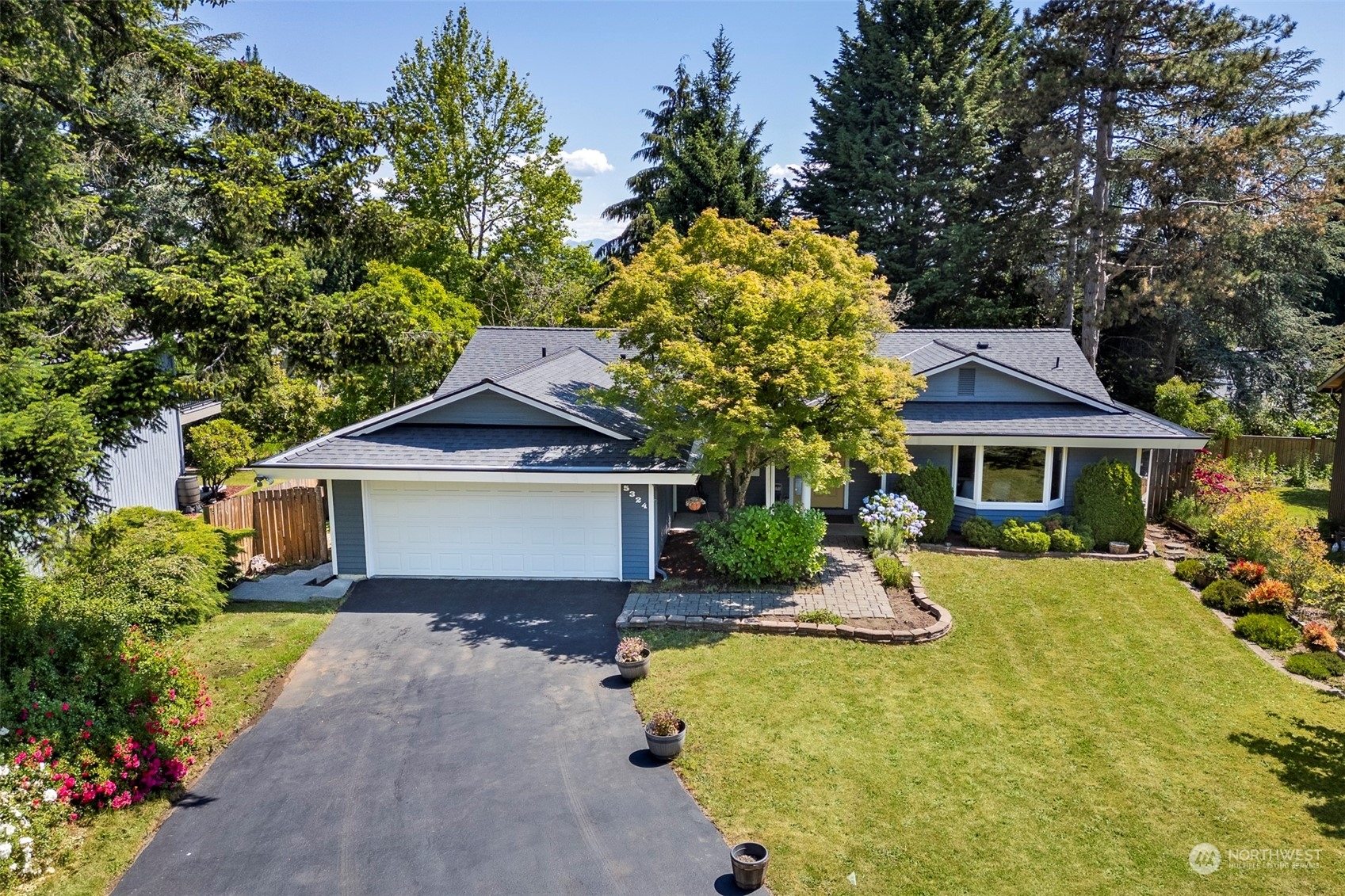 Property Photo: 5324 156th Drive NE WA 98052