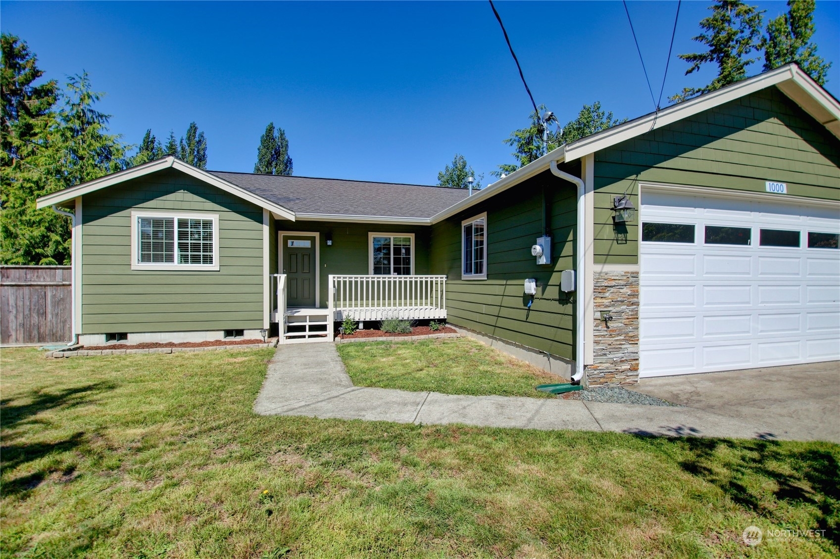 Property Photo:  1000 N Fruitdale Road  WA 98284 