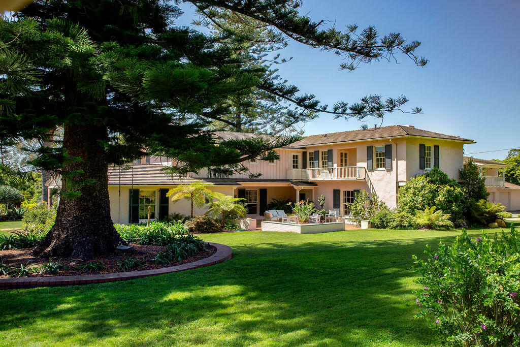 Property Photo:  1682 E Valley Road  CA 93108 