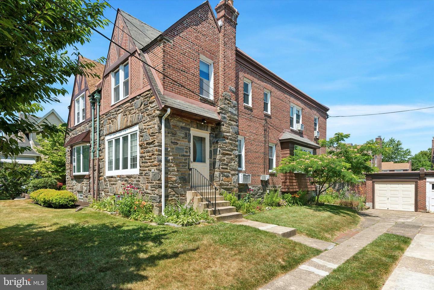 Property Photo:  185 W Plumstead Avenue  PA 19050 