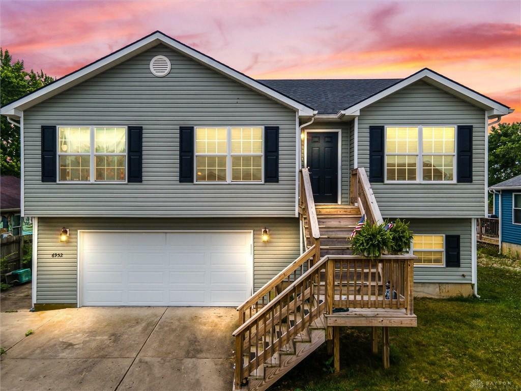 Property Photo: 6952 Torrington Drive OH 45005