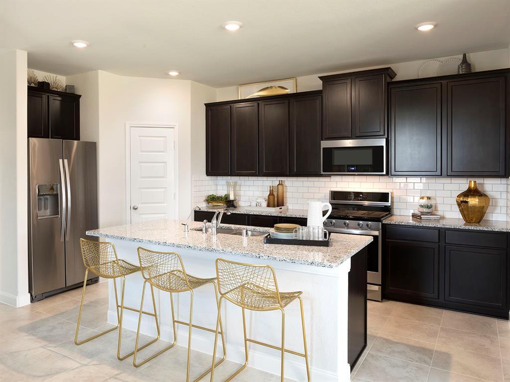 Property Photo: 8523 Treetop Heights Drive TX 77523