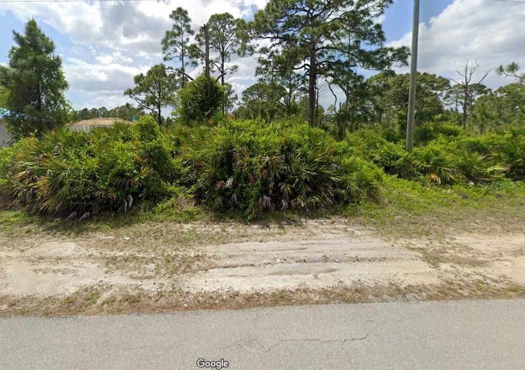 Property Photo: 716 Glacier Avenue FL 33974