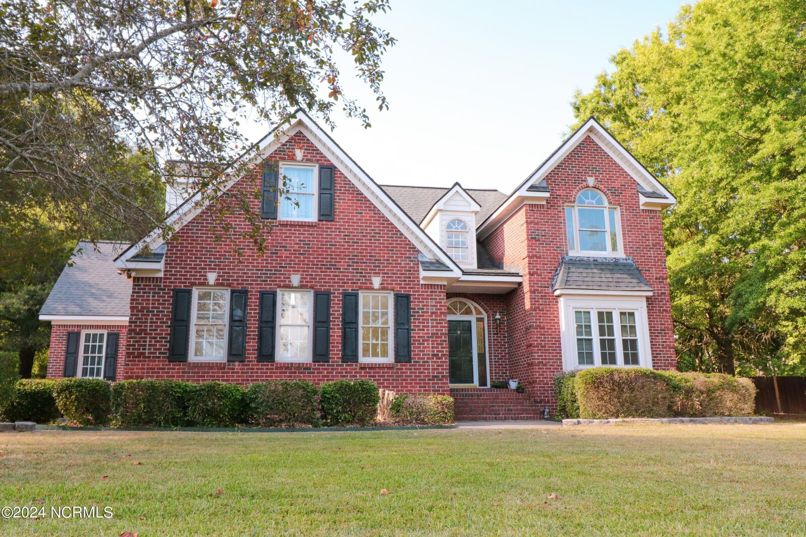 Property Photo:  2205 Wolf Trap Circle  NC 28590 
