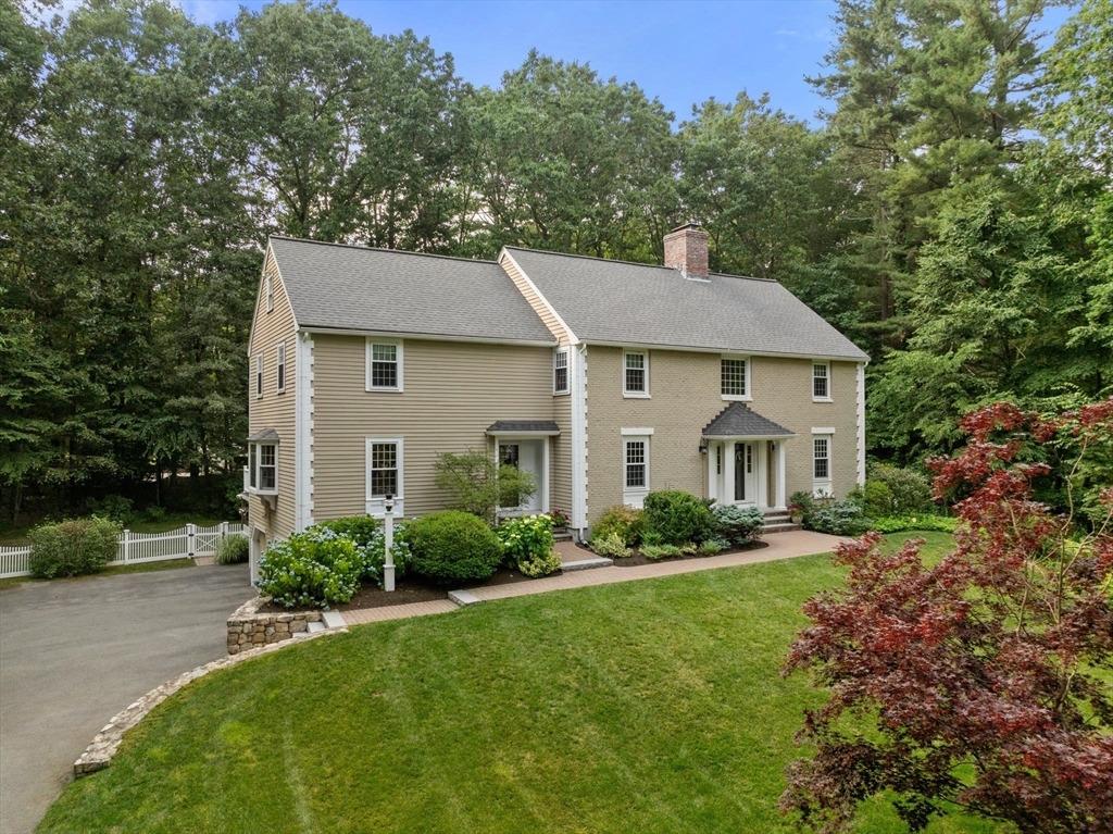 Property Photo:  27 Chanticleer Road  MA 01776 