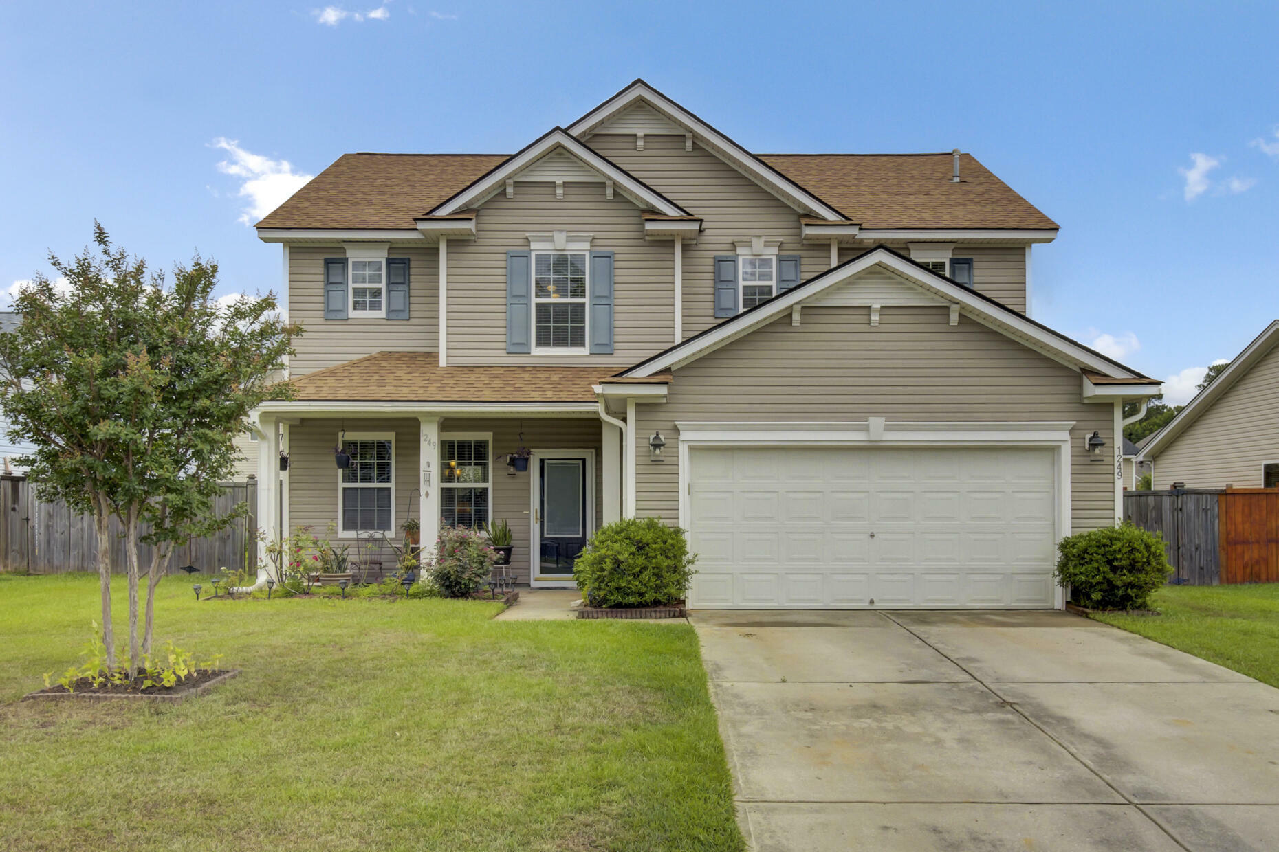 Property Photo:  1249 Woodsage Drive  SC 29410 