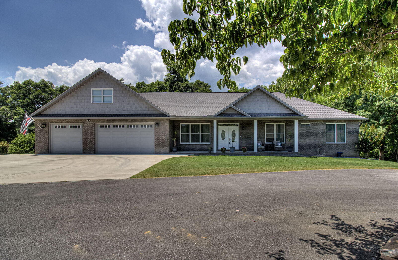 Property Photo: 3706 Pashley Court TN 37890