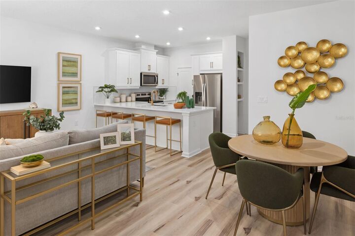 Property Photo: 1406 Blumberg Boulevard FL 32708
