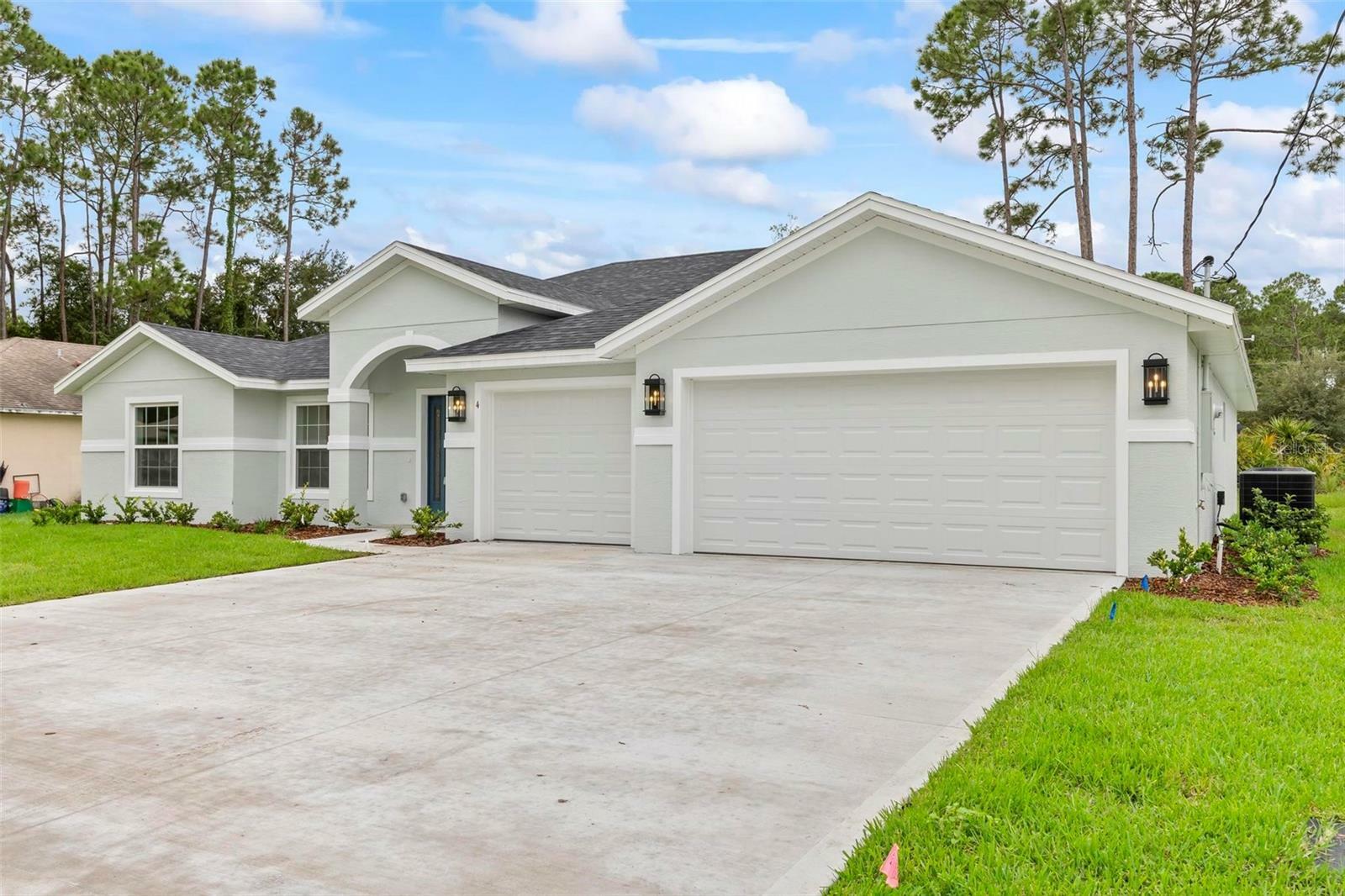 Property Photo:  4 Ricker Place  FL 32164 