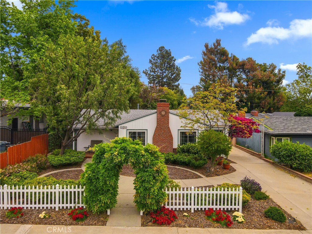 Property Photo:  1390 N Indian Hill Boulevard  CA 91711 