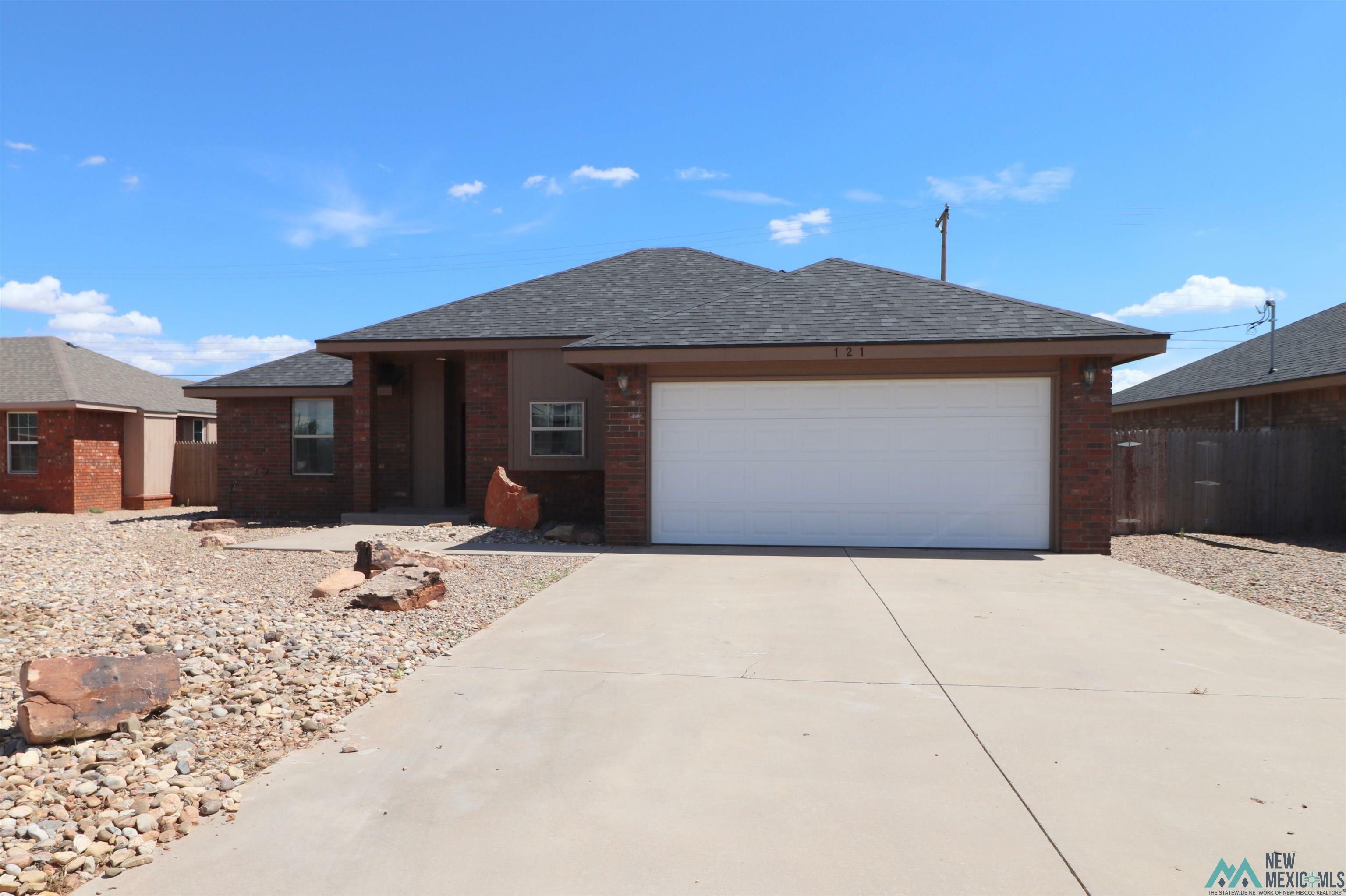 Property Photo:  121 Sombrero Road  NM 88101 