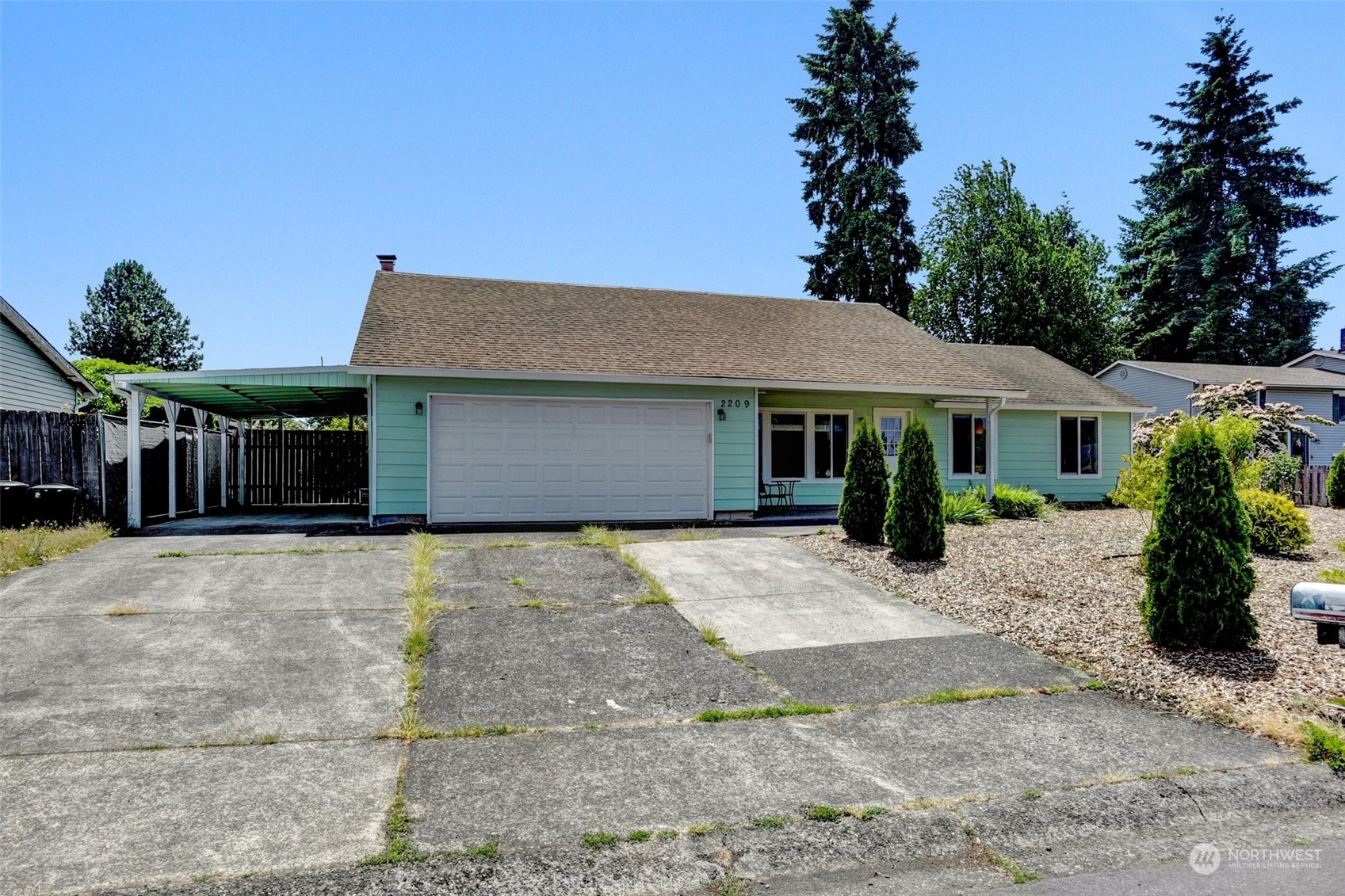 Property Photo:  2209 NW 101st Street  WA 98685 