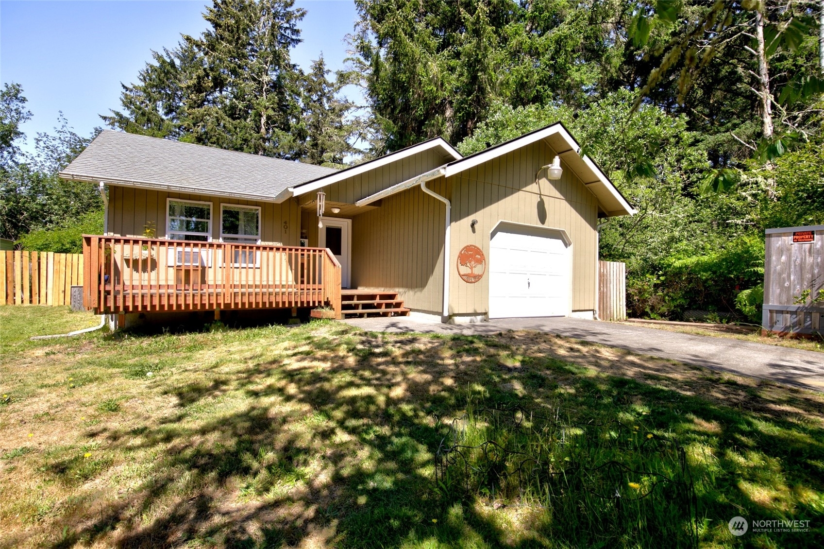 Property Photo:  401 Draconis Avenue SE  WA 98569 