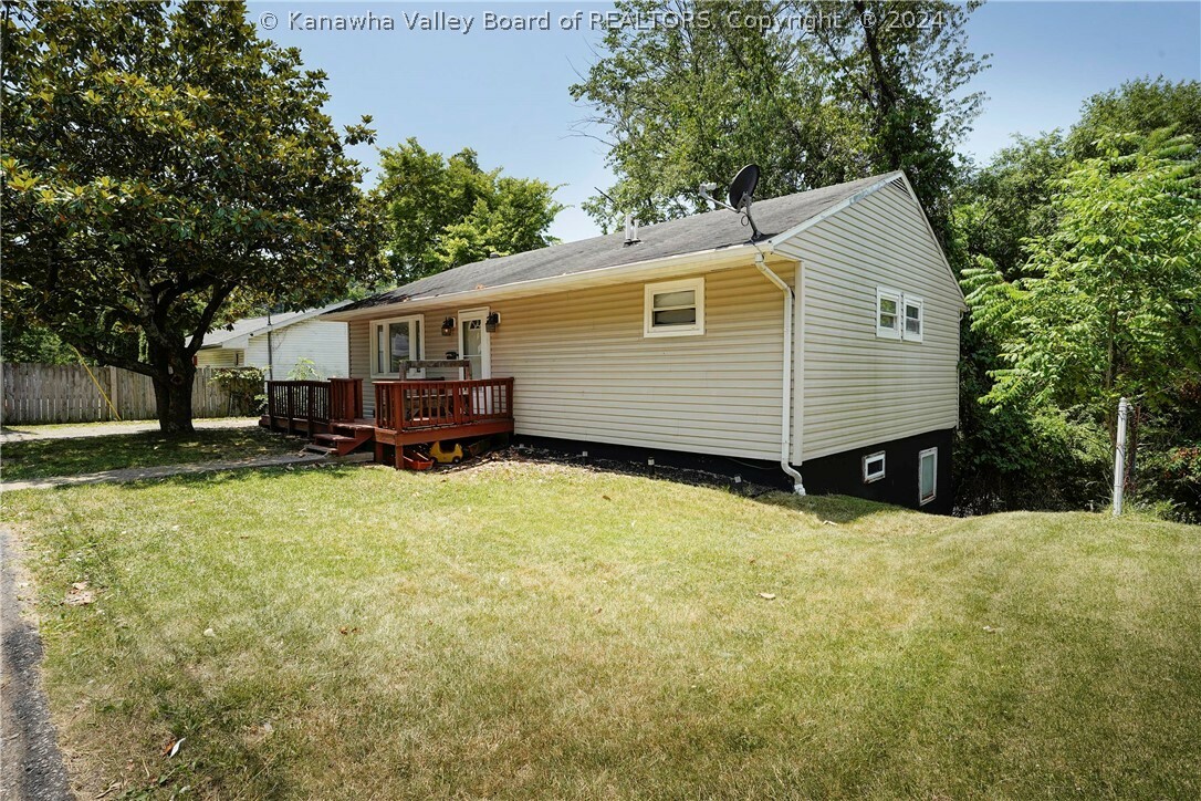 Property Photo:  1515 Byng Drive  WV 25303 