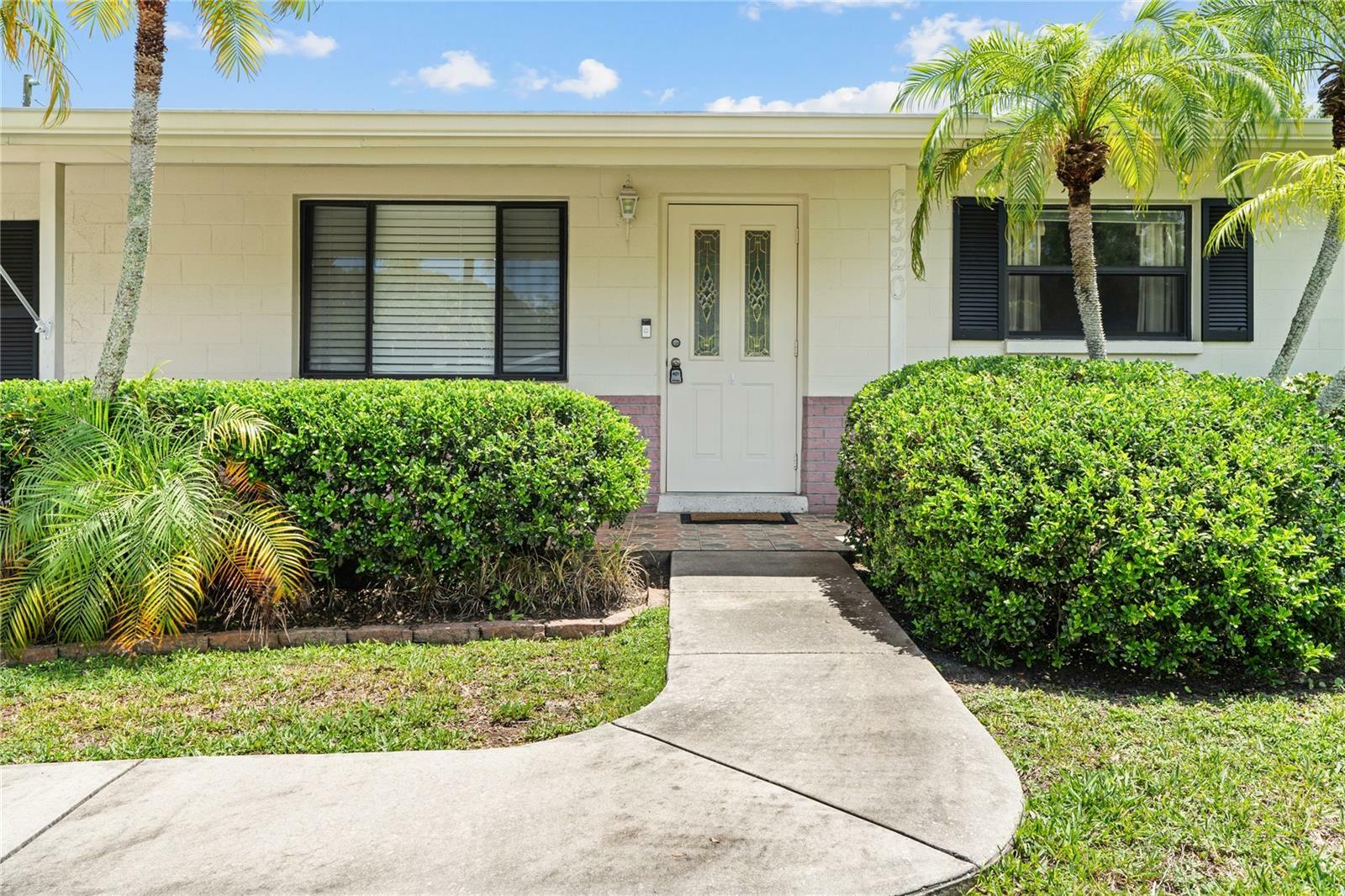 Property Photo:  6320 57th Avenue N  FL 33709 