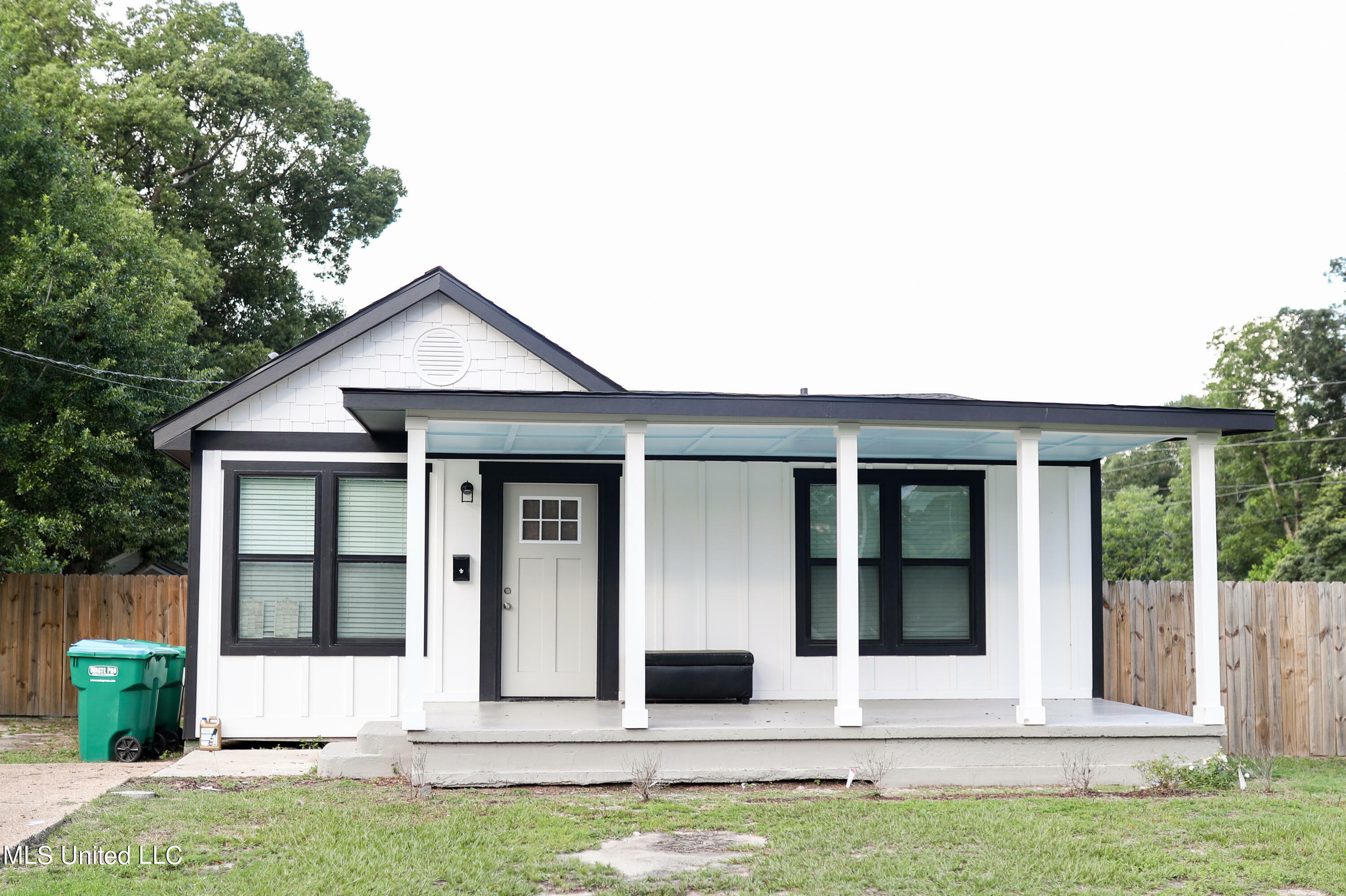 Property Photo: 2200 19th Avenue MS 39501