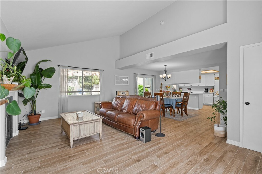 Property Photo:  4239 Shadowcrest Drive  CA 93455 