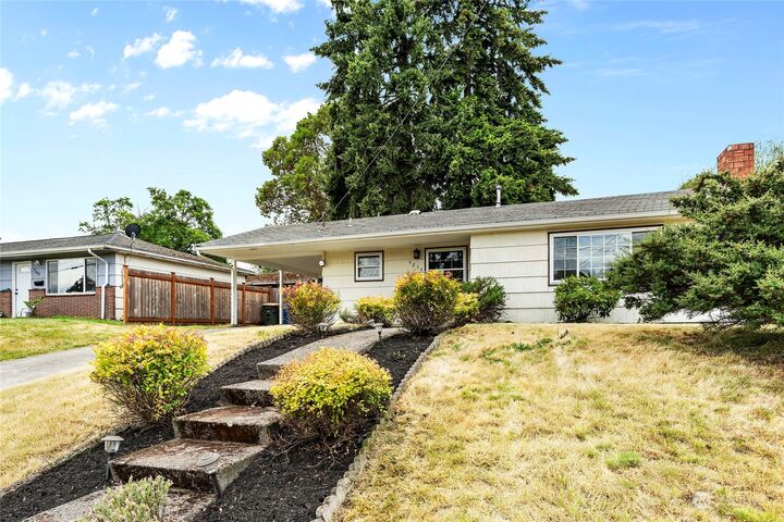 Property Photo:  9239 9th Avenue SW  WA 98106 
