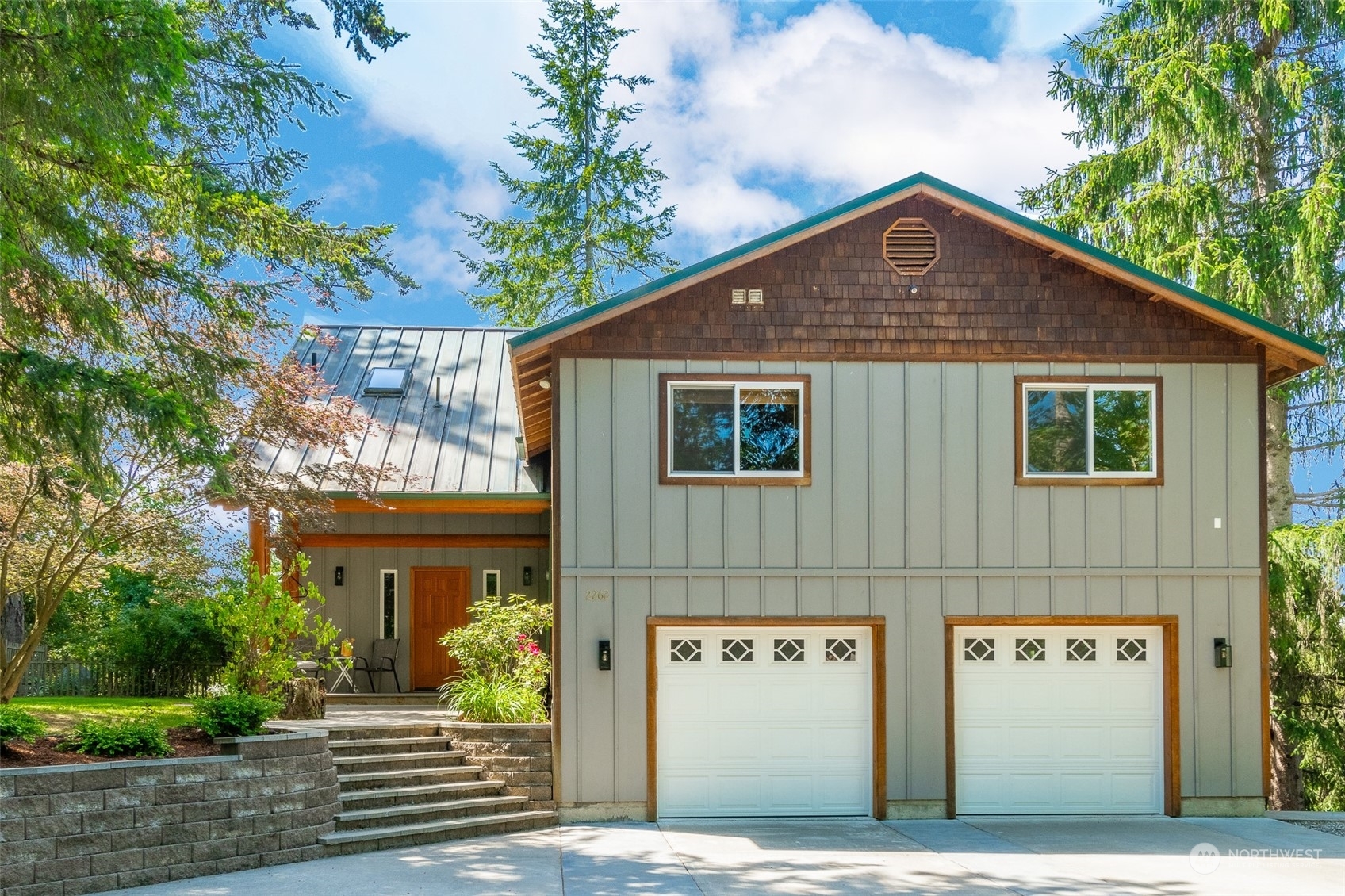 Property Photo:  2262 E Hemmi Road  WA 98226 