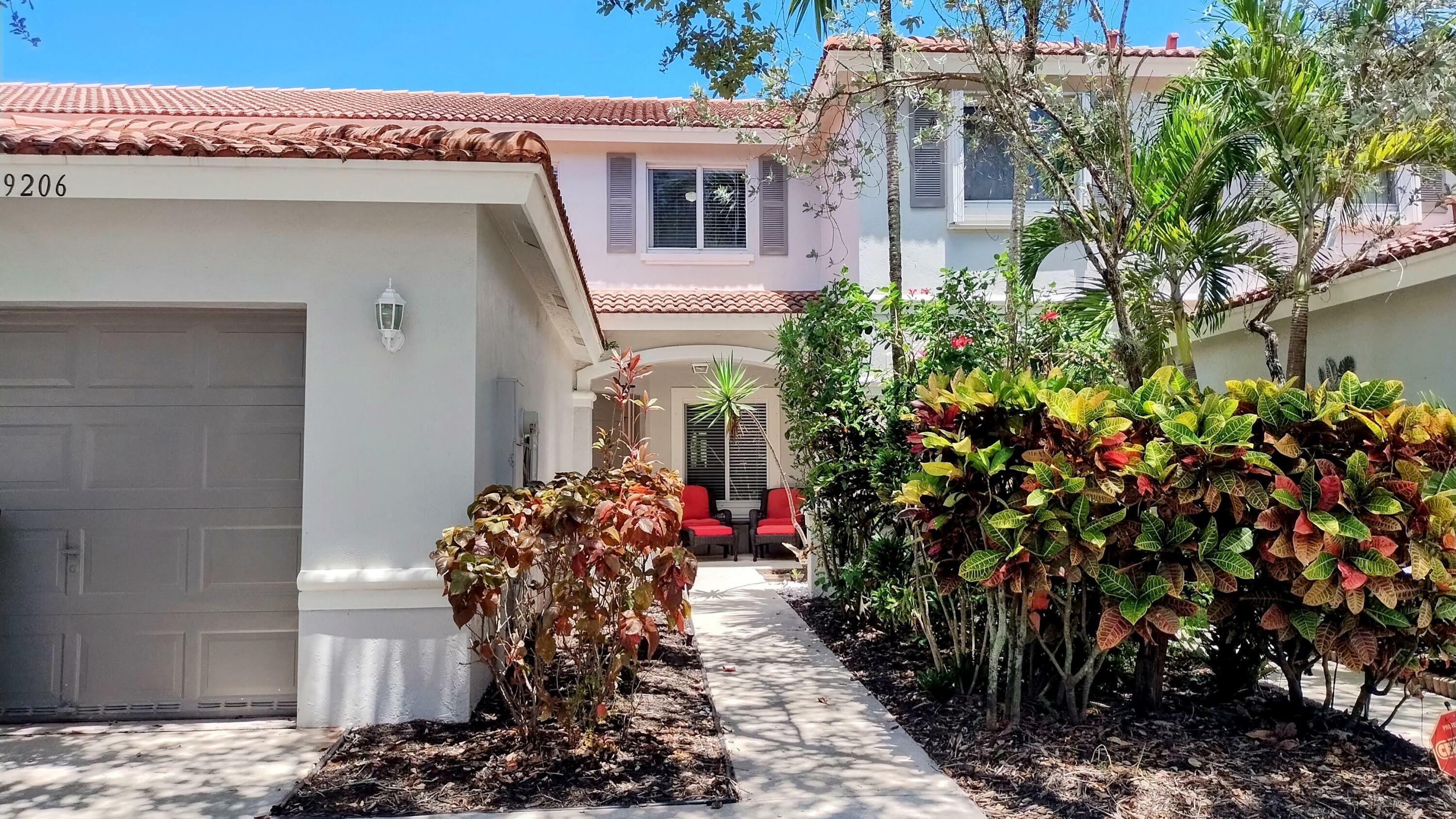 Property Photo:  9206 Lily Bank Court  FL 33407 