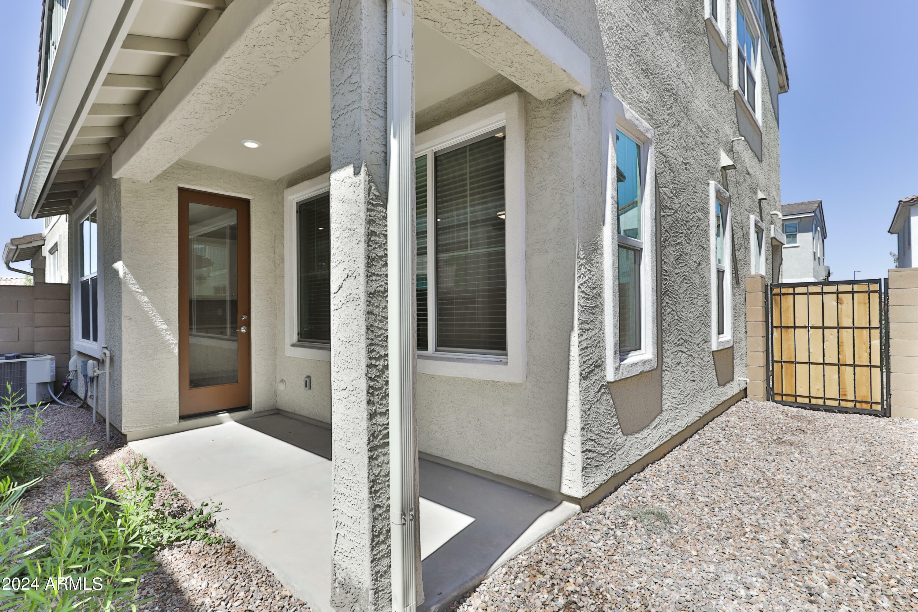 Property Photo:  1107 W Diamondback Drive  AZ 85286 