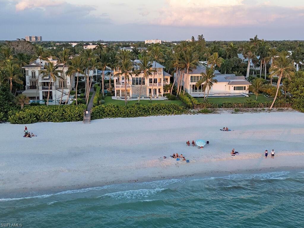 Property Photo: 1270 Gulf Shore Blvd S FL 34102