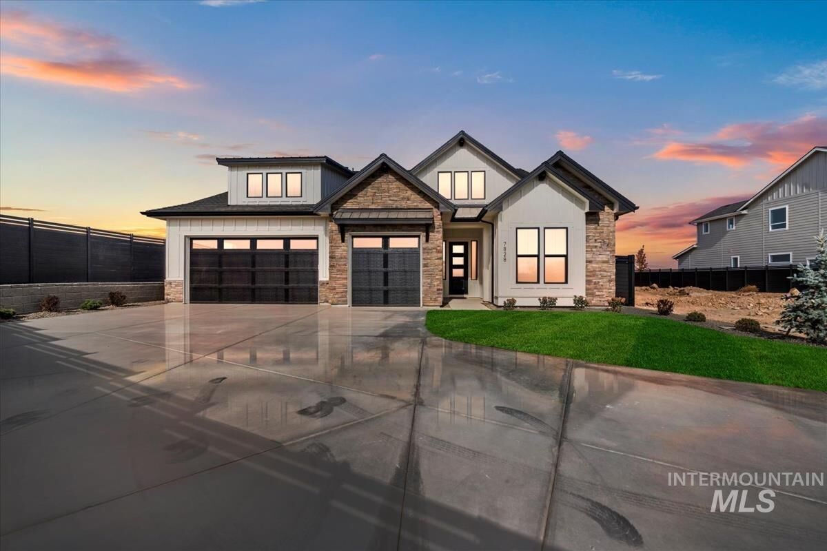 Property Photo:  7828 W Daybreak Run Ct  ID 83646 