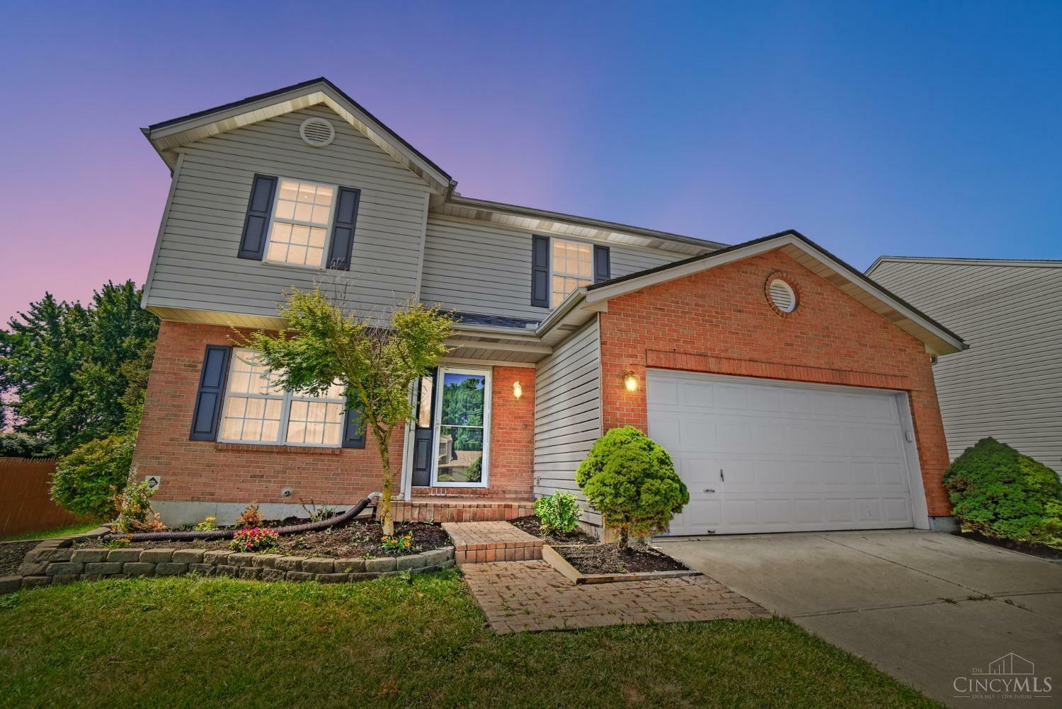 Property Photo: 11852 Wincanton Drive OH 45231