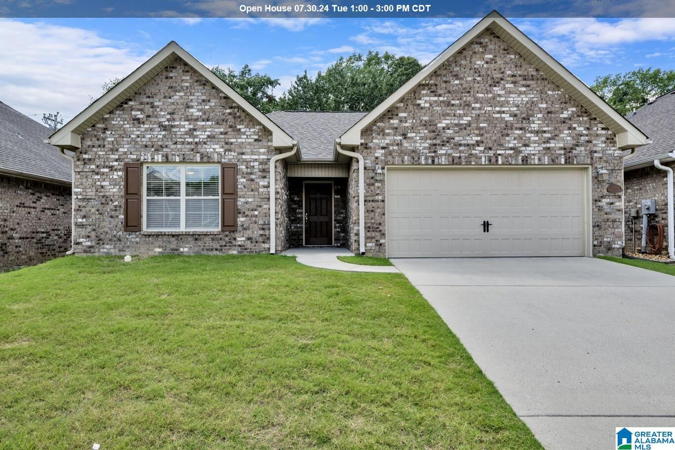 Property Photo: 2919 Phelan Circle AL 35077