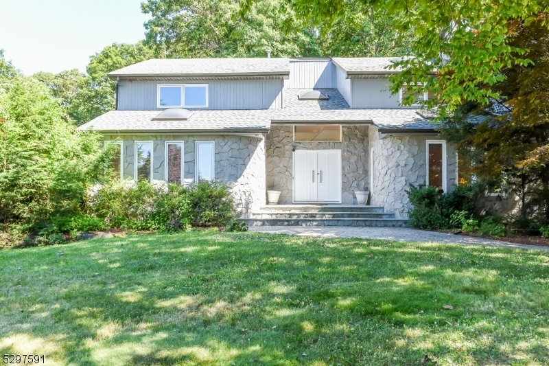 Property Photo: 13 Pinnacle Pt NJ 07869