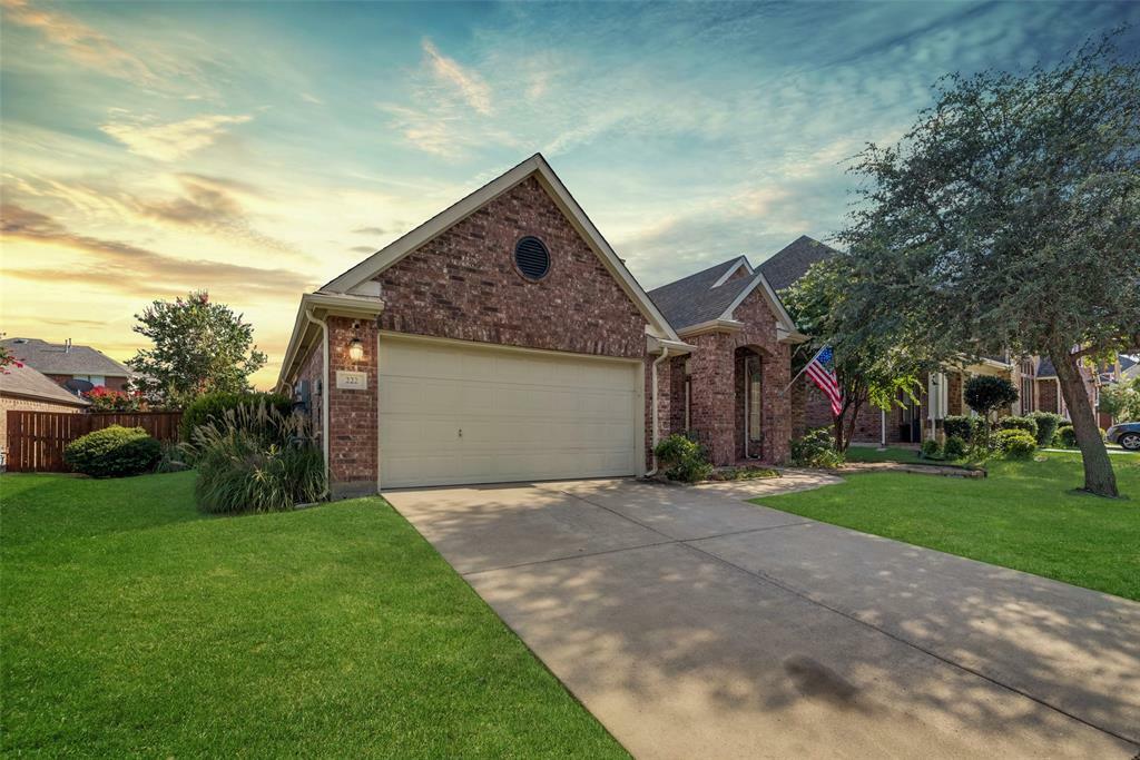 Property Photo:  222 Leonard Way  TX 75087 