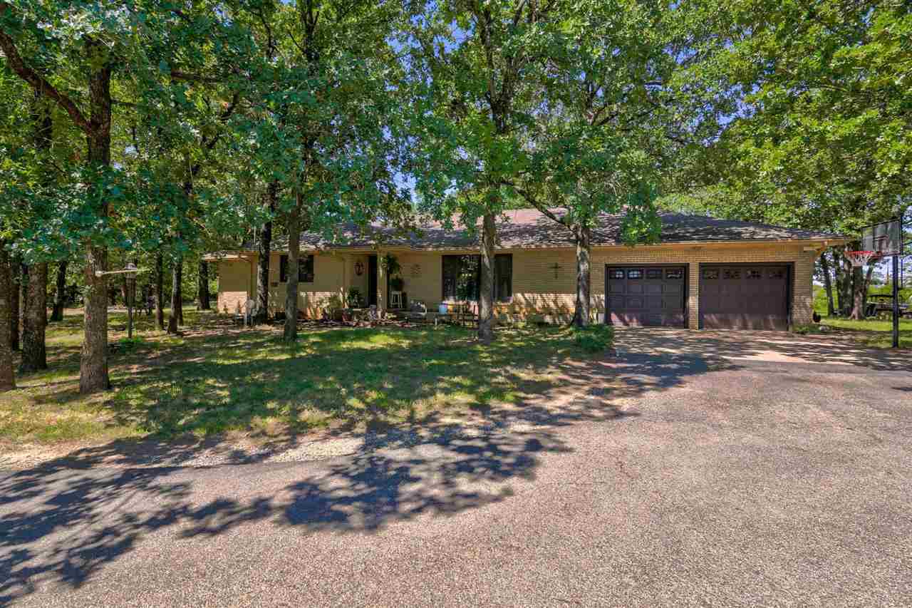 Property Photo:  222 N Oak Grove Road  OK 74023 