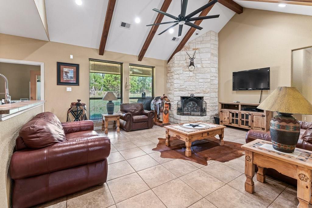 Property Photo:  714 Alamo Rd  TX 78624 