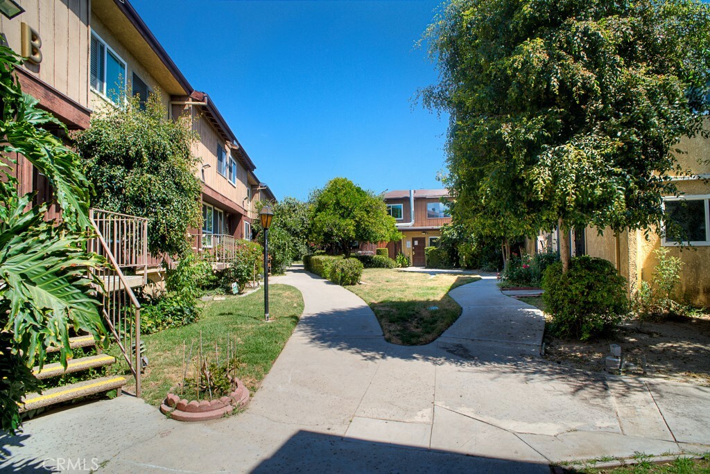 Property Photo:  7301 Lennox Avenue A7  CA 91405 