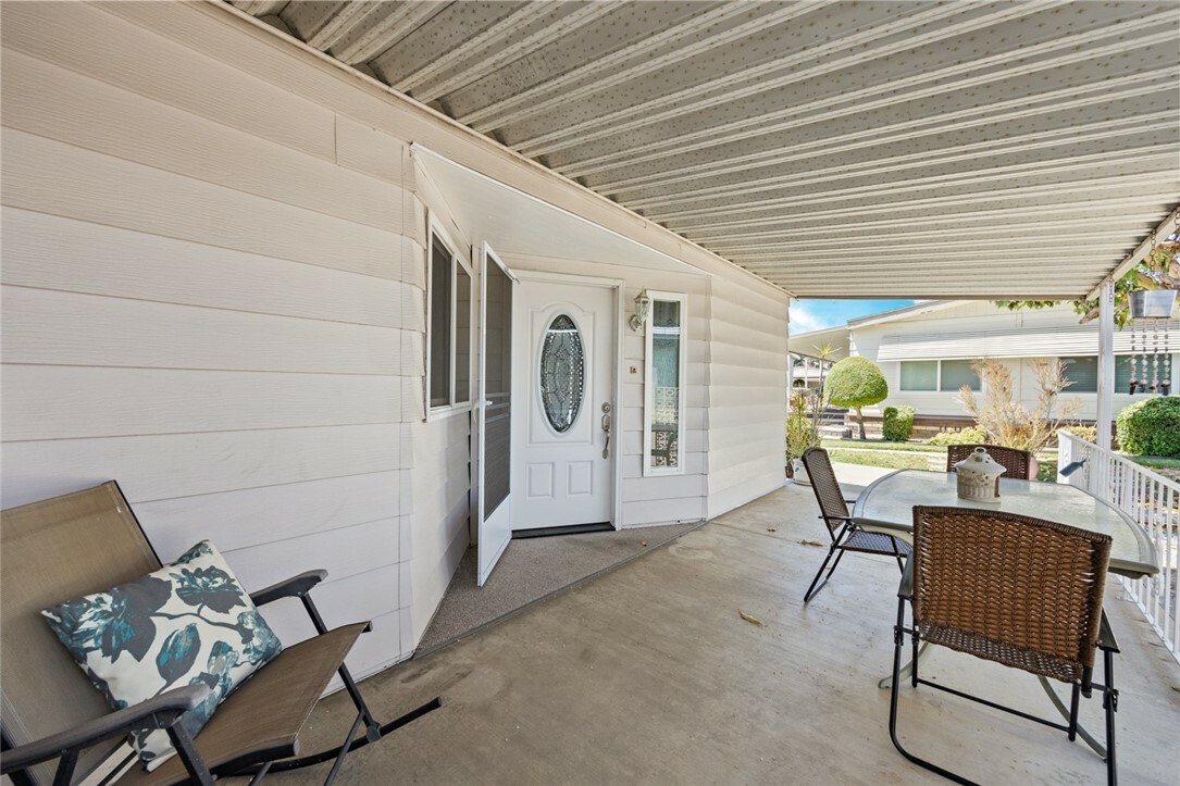 Property Photo:  2311 Lake Terrace  CA 90631 