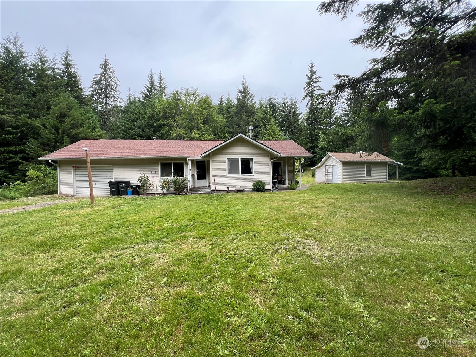 Property Photo:  525 Meade Hill Rd  WA 98336 