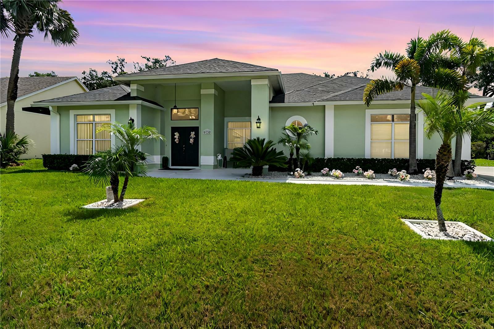 Property Photo:  1129 Arbor Glen Circle  FL 32708 