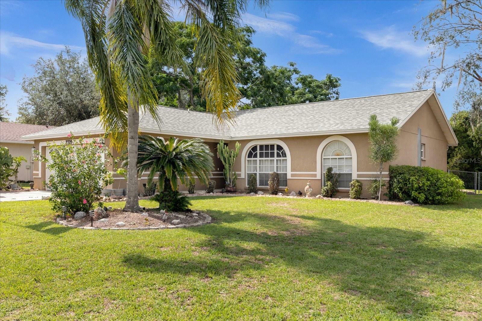 Property Photo:  2739 Everleth Drive  FL 33810 